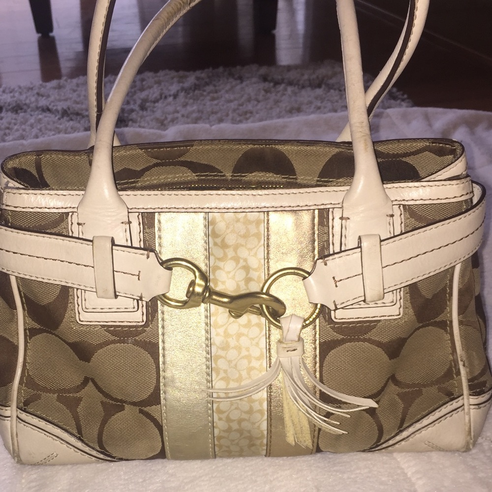 Handbag 👜⭐️⭐️⭐️⭐️⭐️ - Picture 2 of 7